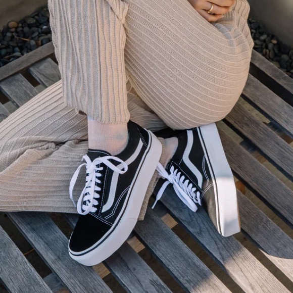 Vans Shoes - Platform Old Skool Vans